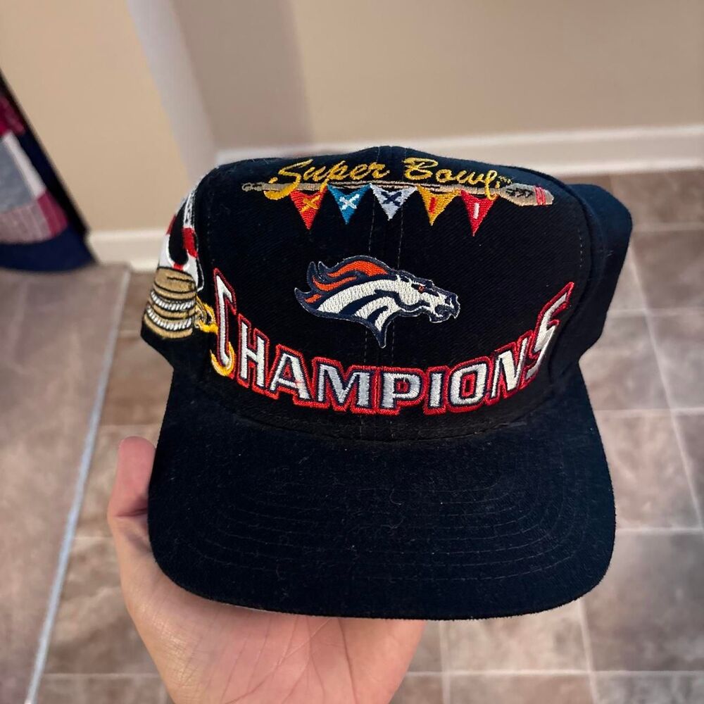 Vintage 90s NFL Denver Broncos Super Bowl Champions Party Snap, excellent shape